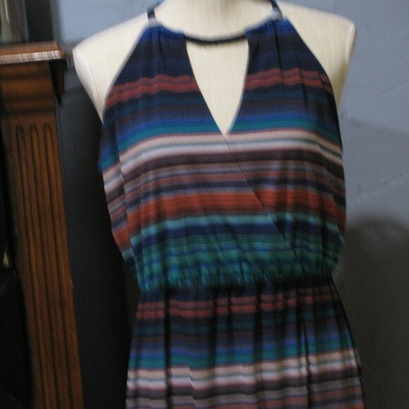 Bisou Bisou Halter Maxi Dress Size 6 Stipes Summer Wrap Style Top - Picture 2 of 4